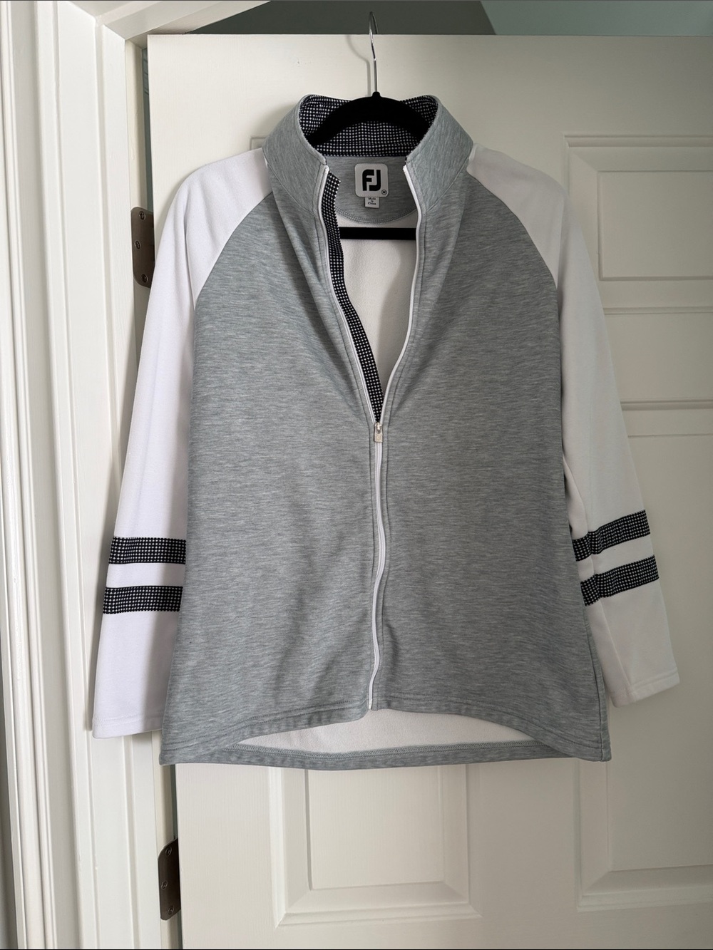 FootJoy Light Gray & White Full-Zip Golf Utility Jacket with Fleece Lining